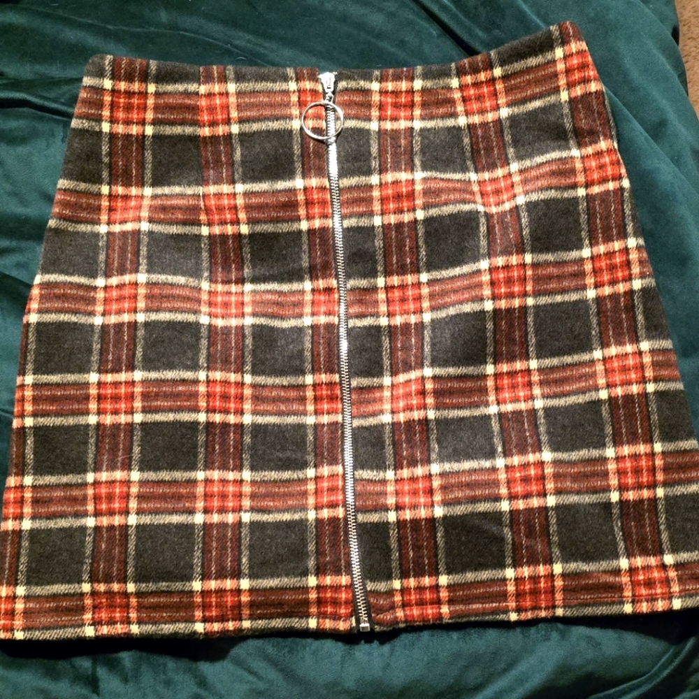 Maverick the Collection plaid skirt sz L